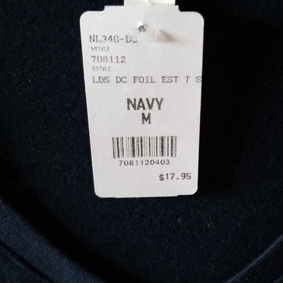 NWT WASHINGTON DC( brand new) TEE,MED,VNECK - Picture 3 of 3